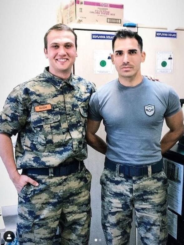 “Yamaç” əsgərlik fotoları ilə gündəmdə 